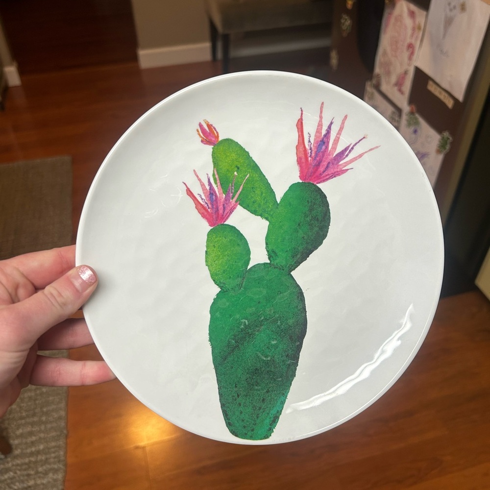 AT HOME | Cactus Design Melamine Plate, 9” round